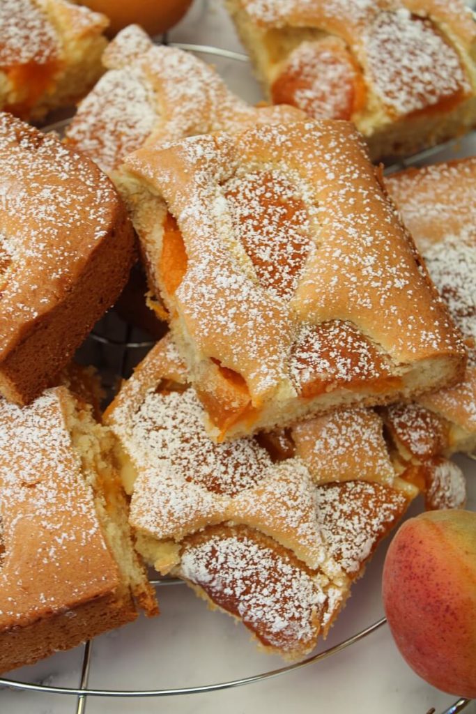 Aprikosen Rührkuchen